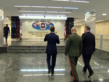 Президента в ходе визита 19 января сопровождали министр обороны Анатолий Сердюков и глава Генштаба Николай Макаров