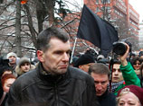 На следующий митинг оппозиции, запланированный на 4 февраля, Михаил Прохоров, по его словам, обязательно придет. Но выступать с трибуны не будет