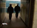 Киргизы, устроив драку в метро, тяжело ранили москвича и отправили в больницу полицейского Киргизы, устроив драку в метро, тяжело ранили москвича и отправили в больницу полицейского