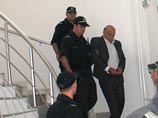 В Болгарии районный суд города Асеновград приговорил к 3,5 годам цыганского барона Кирила Рашкова, известного также как "царь Киро", ставшего главным виновником событий в селе Катуница близ Пловдива в сентябре прошлого года В Болгарии районный суд города Асеновград приговорил к 3,5 годам цыганского барона Кирила Рашкова, известного также как "царь Киро", ставшего главным виновником событий в селе Катуница близ Пловдива в сентябре прошлого года
