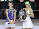Российская теннисистка Мария Шарапова уступила в главном матче Открытого чемпионата Австралии белоруске Виктории Азаренко, как и предполагали букмекеры, в двух сетах