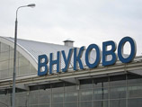 Во вторник утром в московском аэропорту "Внуково" произошло частичное обрушение фасада аэровокзального комплекса, в результате чего один человек пострадал