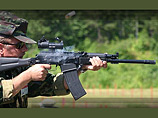 США закупают для своих полицейских подразделений у российского завода "Ижмаш" гладкоствольные полуавтоматические ружья с магазинной подачей "Сайга-12", выполненные на базе автоматов Калашникова