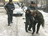 В Москве пойманы полицейские на угнанной машине, которые избили и ограбили в дорожной ссоре человека