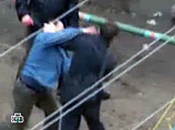 В Киеве водитель машины и его пассажиры избили директора филиала российской телекомпании "РТР-Планета" В Киеве водитель машины и его пассажиры избили директора филиала российской телекомпании "РТР-Планета"