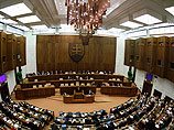 Вопрос о депутатской неприкосновенности обсуждался в словацком парламенте в минувший вторник, пока к единому мнению депутаты не пришлиминистру экономики Словакии Юраю Мишкову