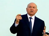 Лужков обрушился с критикой на "Единую Россию", назвав ее ошибкой и партией-служанкой