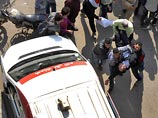 Очевидец кошмара в Порт-Саиде: людей протыкали шампурами и сбрасывали с трибун Очевидец кошмара в Порт-Саиде: людей протыкали шампурами и сбрасывали с трибун