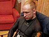 Норвежские СМИ впервые опубликовали фотографии Андерса Брейвика, сделанные полицией во время допроса на острове Утойя 22 июля 2011 года, где он расстрелял участников молодежного лагеря Норвежской рабочей партии