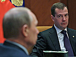 По условиям "рокировки", возглавить правительство на третьем сроке Путина должен нынешний президент Дмитрий Медведев