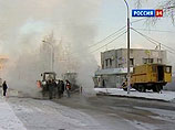 МЧС: в домах в Колпино, где прорвало трубу, есть и тепло и горячая вода, но она не горячая МЧС: в домах в Колпино, где прорвало трубу, есть и тепло и горячая вода, но она не горячая