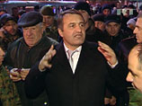 Бывший кандидат в президенты Южной Осетии и глава МЧС республики Анатолий Бибилов, принимавший участие в выборах в ноябре прошлого года от правящей партии "Единство", заявил, что не будет выдвигать свою кандидатуру в повторном туре голосования