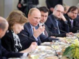 Премьер также недвусмысленно дал понять, что в случае его победы на президентских выборах не стоит ожидать формирования коалиционного правительства Премьер также недвусмысленно дал понять, что в случае его победы на президентских выборах не стоит ожидать формирования коалиционного правительства
