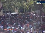 Ранее в столице страны Мале произошли столкновения между полицией и военными