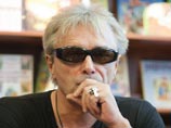 Лидер "Алисы" Кинчев разлюбил Путина, которого звал на третий срок: "Мы опять на грани развала страны" Лидер "Алисы" Кинчев разлюбил Путина, которого звал на третий срок: "Мы опять на грани развала страны"