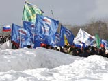 Такие слухи стали муссироваться после сомнительной победы партии на декабрьских выборах в Госдуму, за которой последовали массовые протесты в Москве, и после совершенно очевидного отстранения от ЕР ею же выдвинутого в президенты Владимира Путина Такие слухи стали муссироваться после сомнительной победы партии на декабрьских выборах в Госдуму, за которой последовали массовые протесты в Москве, и после совершенно очевидного отстранения от ЕР ею же выдвинутого в президенты Владимира Путина