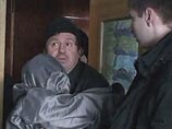 Во время следственного эксперимента Владимир показал, как все было Во время следственного эксперимента Владимир показал, как все было