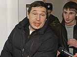 Переверзин в 2007 году был осужден на 11 лет колонии строгого режима по статьям 160 УК РФ (присвоение или растрата) и 174 УК РФ (легализация денежных средств)
