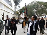 Вооруженные группы боевиков угрожают безопасности и стабильности в Ливии,заявила Международная правозащитная организация Amnesty International в своем докладе, приуроченном к к годовщине с начала восстания против режима полковника Муаммара Каддафи