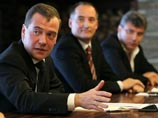Дмитрий Медведев, Константин Бабкин и Борис Немцов, 20 февраля 2012 года