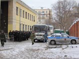 "Путинг" в Лужниках: часть зрителей разбежалась заранее, а "продавшегося" журналиста обманули с деньгами "Путинг" в Лужниках: часть зрителей разбежалась заранее, а "продавшегося" журналиста обманули с деньгами
