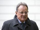 Берлускони избежал наказания по делу о коррупции за давностью лет Берлускони избежал наказания по делу о коррупции за давностью лет
