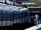 Неисправность тормозной системы привела к катастрофе пригородного поезда в столице Аргентины Буэнос-Айресе, заявил 28-летний машинист состава Маркос Кордобу