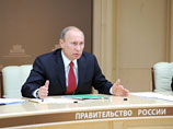 Премьер России и главный претендент на шестилетнее президентство Владимир Путин выступил в понедельник с седьмой по счету программной статьей