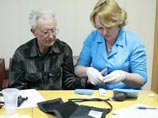 Утром в понедельник, при плановом посещении врачи скорой помощи зафиксировали у Михаила Маркуса сильное падения сахара. Однако медики настаивали на экстренной госпитализации. "Мятежник" не соглашался Утром в понедельник, при плановом посещении врачи скорой помощи зафиксировали у Михаила Маркуса сильное падения сахара. Однако медики настаивали на экстренной госпитализации. "Мятежник" не соглашался