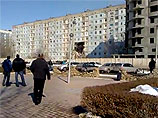 ЧП произошло около 13:00 в понедельник, 27 февраля, в девятиэтажном доме по улице Николая Островского в Советском районе Астрахани