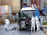Взрыв прогремел утром в четверг в Стамбуле у регионального офиса правящей в Турции Партии справедливости и развития (ПСР). 16 полицейских получили ранения Взрыв прогремел утром в четверг в Стамбуле у регионального офиса правящей в Турции Партии справедливости и развития (ПСР). 16 полицейских получили ранения