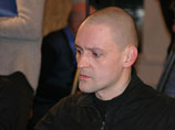 "Я считаю, что это приемлемый вариант, поскольку это достаточно престижное место в центре Москвы. Мы уже созвонились с другими членами оргкомитета, они согласились с таким решением" "Я считаю, что это приемлемый вариант, поскольку это достаточно престижное место в центре Москвы. Мы уже созвонились с другими членами оргкомитета, они согласились с таким решением"
