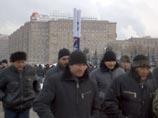 Иногородние рабочие московских строительных компаний тысячами подают заявления в участковые комиссии о включении в списки московских избирателей Иногородние рабочие московских строительных компаний тысячами подают заявления в участковые комиссии о включении в списки московских избирателей