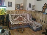 В алтайской колонии прокуроры обнаружили VIP-комнаты, в которых заключенные устраивали оргии с наркотиками и алкоголем В алтайской колонии прокуроры обнаружили VIP-комнаты, в которых заключенные устраивали оргии с наркотиками и алкоголем
