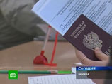 Жириновский проголосовал и недоволен: видно, что в кабинках