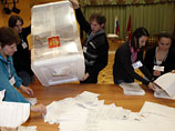 По данным Центризбиркома, Владимир Жириновский (ЛДПР) набирает 6,24%, Сергей Миронов ("Справедливая Россия") - 3,83%
