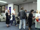 Избиратели за границей, как оказалось, любят Путина даже больше, чем в России Избиратели за границей, как оказалось, любят Путина даже больше, чем в России