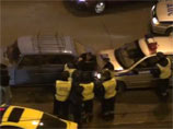 Полиция Томска заинтересовалась роликом в Сети, где гаишники избивают на улице угонщика (ВИДЕО)