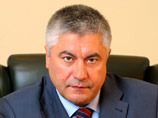 Начальник столичного ГУ МВД Владимир Колокольцев провел специальное совещание со своими заместителями, на котором поручил им срочно провести разъяснительную работу с полицейскими, задействованными при проведении массовых мероприятий, по поводу их поведени Начальник столичного ГУ МВД Владимир Колокольцев провел специальное совещание со своими заместителями, на котором поручил им срочно провести разъяснительную работу с полицейскими, задействованными при проведении массовых мероприятий, по поводу их поведени