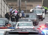 Эвакуация людей из психиатрической клиники университета города Питтсбурга, 8 марта 2012 года Эвакуация людей из психиатрической клиники университета города Питтсбурга, 8 марта 2012 года
