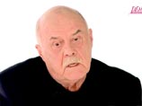 Он назвал единственного оппозиционера, с которым можно разговаривать - это Гарри Каспаров. При этом режиссер отметил, что как политика он Каспарова не уважает, хотя как личность - да Он назвал единственного оппозиционера, с которым можно разговаривать - это Гарри Каспаров. При этом режиссер отметил, что как политика он Каспарова не уважает, хотя как личность - да