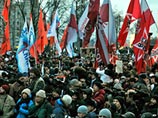 Митинги и шествия, которые проходят в центре столицы, нарушают привычный ритм жизни города, создают помехи для движения транспорта, наносят ущерб городскому хозяйству Митинги и шествия, которые проходят в центре столицы, нарушают привычный ритм жизни города, создают помехи для движения транспорта, наносят ущерб городскому хозяйству