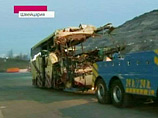 В швейцарском кантоне Валлис (Вале) полиция и следователи продолжают работать над установлением причин страшной аварии, в которой погибли 28 граждан Бельгии - 22 школьника (все в возрасте 12-13 лет) и шестеро взрослых В швейцарском кантоне Валлис (Вале) полиция и следователи продолжают работать над установлением причин страшной аварии, в которой погибли 28 граждан Бельгии - 22 школьника (все в возрасте 12-13 лет) и шестеро взрослых