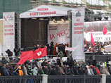 Протесты "растормошили" власть: она услышала сигналы от "рассерженного общества" и намерена на самом деле провести глубокую политреформу, считают наблюдатели Протесты "растормошили" власть: она услышала сигналы от "рассерженного общества" и намерена на самом деле провести глубокую политреформу, считают наблюдатели