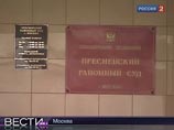 "Исторический момент": Удальцова внезапно отпустили из застенков, заменив отсидку штрафом "Исторический момент": Удальцова внезапно отпустили из застенков, заменив отсидку штрафом