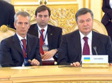 Янукович сбил Россию с толку хитрыми словами о русском языке. Его не поняли: "Пытается задобрить Москву" Янукович сбил Россию с толку хитрыми словами о русском языке. Его не поняли: "Пытается задобрить Москву"