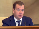 Выступая во вторник на коллегии Минобороны в Военной академии Генштаба, Медведев также пригрозил ответственностью тем, кто виновен в срыве гособоронзаказа