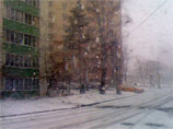 В Москве мартовский снегопад, гололед - и внушительные пробки