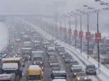 "Озорство" мартовской погоды вызвало в Москве волну аварий и многокилометровые пробки