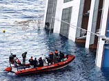 Число жертв затонувшего лайнера Costa Concordia достигло 30: найдены еще два тела